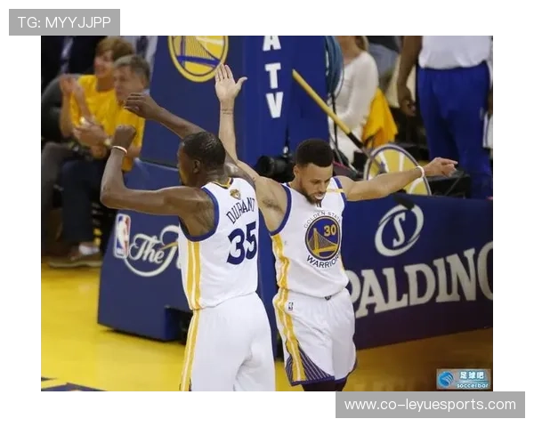 足球篮球双星闪耀赛场跨界合集展现最强运动魅力